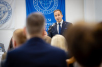 Ennek a képnek nincs leírása.