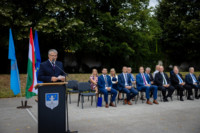 Ennek a képnek nincs leírása.