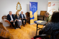 Ennek a képnek nincs leírása.