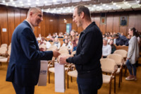 Ennek a képnek nincs leírása.