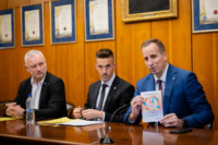 Ennek a képnek nincs leírása.