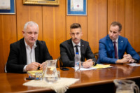 Ennek a képnek nincs leírása.