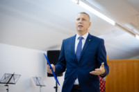 Ennek a képnek nincs leírása.