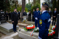 Cím nélküli előnézeti kép. Ennek a képnek nincs leírása.