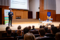 Ennek a képnek nincs leírása.