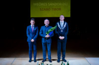 Ennek a képnek nincs leírása.