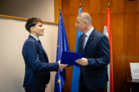 Ennek a képnek nincs leírása.