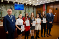 Ennek a képnek nincs leírása.