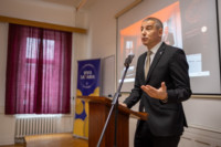 Ennek a képnek nincs leírása.