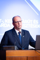 Ennek a képnek nincs leírása.