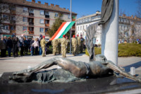 Cím nélküli előnézeti kép. Ennek a képnek nincs leírása.