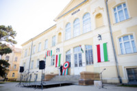 Cím nélküli előnézeti kép. Ennek a képnek nincs leírása.
