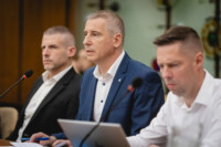 Ennek a képnek nincs leírása.