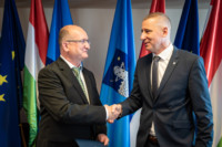 Ennek a képnek nincs leírása.