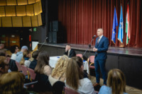 Ennek a képnek nincs leírása.