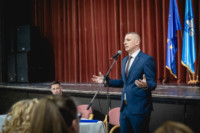 Ennek a képnek nincs leírása.