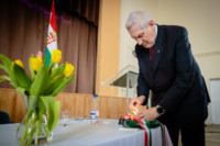 Ennek a képnek nincs leírása.