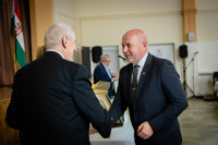 Ennek a képnek nincs leírása.