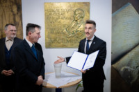 Ennek a képnek nincs leírása.