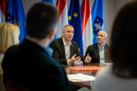 Ennek a képnek nincs leírása.