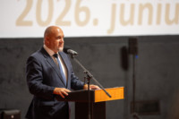 Ennek a képnek nincs leírása.