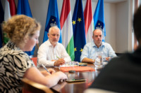 Cím nélküli előnézeti kép. Ennek a képnek nincs leírása.