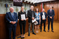 Cím nélküli előnézeti kép. Ennek a képnek nincs leírása.