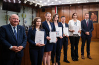 Cím nélküli előnézeti kép. Ennek a képnek nincs leírása.