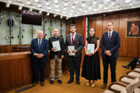 Cím nélküli előnézeti kép. Ennek a képnek nincs leírása.