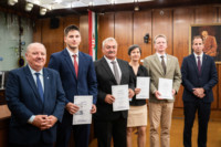 Cím nélküli előnézeti kép. Ennek a képnek nincs leírása.