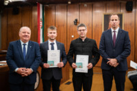 Cím nélküli előnézeti kép. Ennek a képnek nincs leírása.
