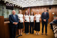 Cím nélküli előnézeti kép. Ennek a képnek nincs leírása.