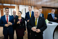 Cím nélküli előnézeti kép. Ennek a képnek nincs leírása.