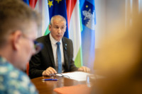 Ennek a képnek nincs leírása.