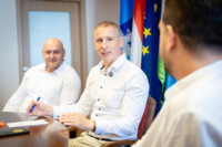 Ennek a képnek nincs leírása.
