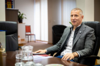 Cím nélküli előnézeti kép. Ennek a képnek nincs leírása.